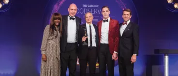 Mike-Sunley-Foodservice-Cateys-Outstanding-Achievement-Award